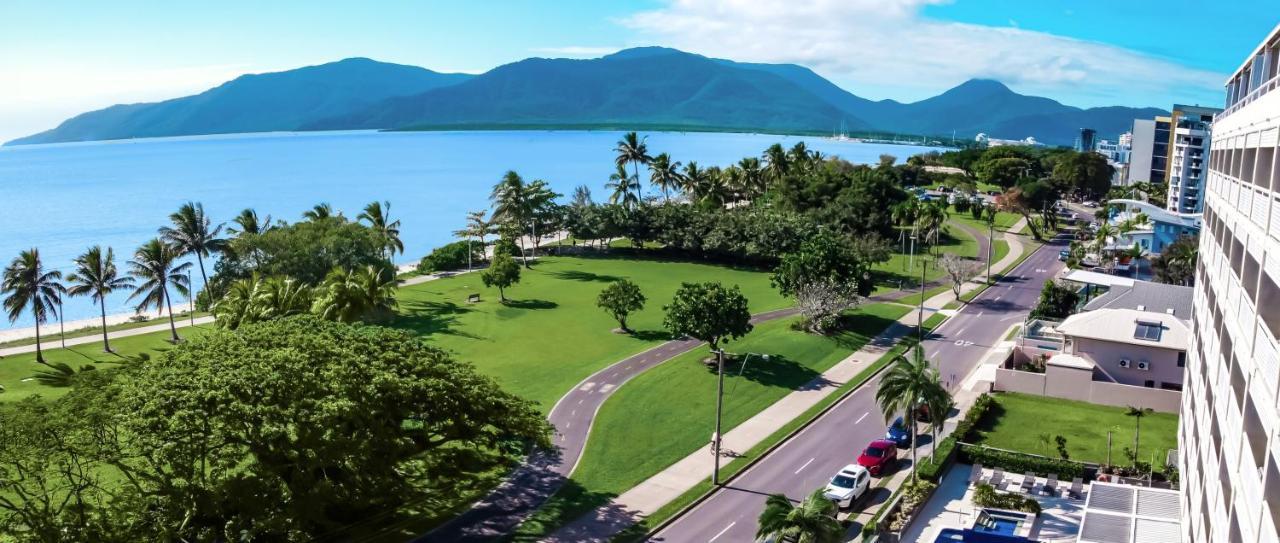 Cairns Harbourside Hotel Exterior foto