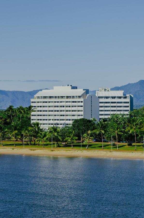 Cairns Harbourside Hotel Exterior foto